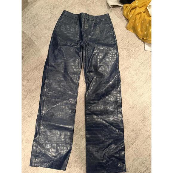 The Frankie Shop Pants - The Frankie Shop Bonnie Navy Croc-Embossed Faux Leather Pants sz M